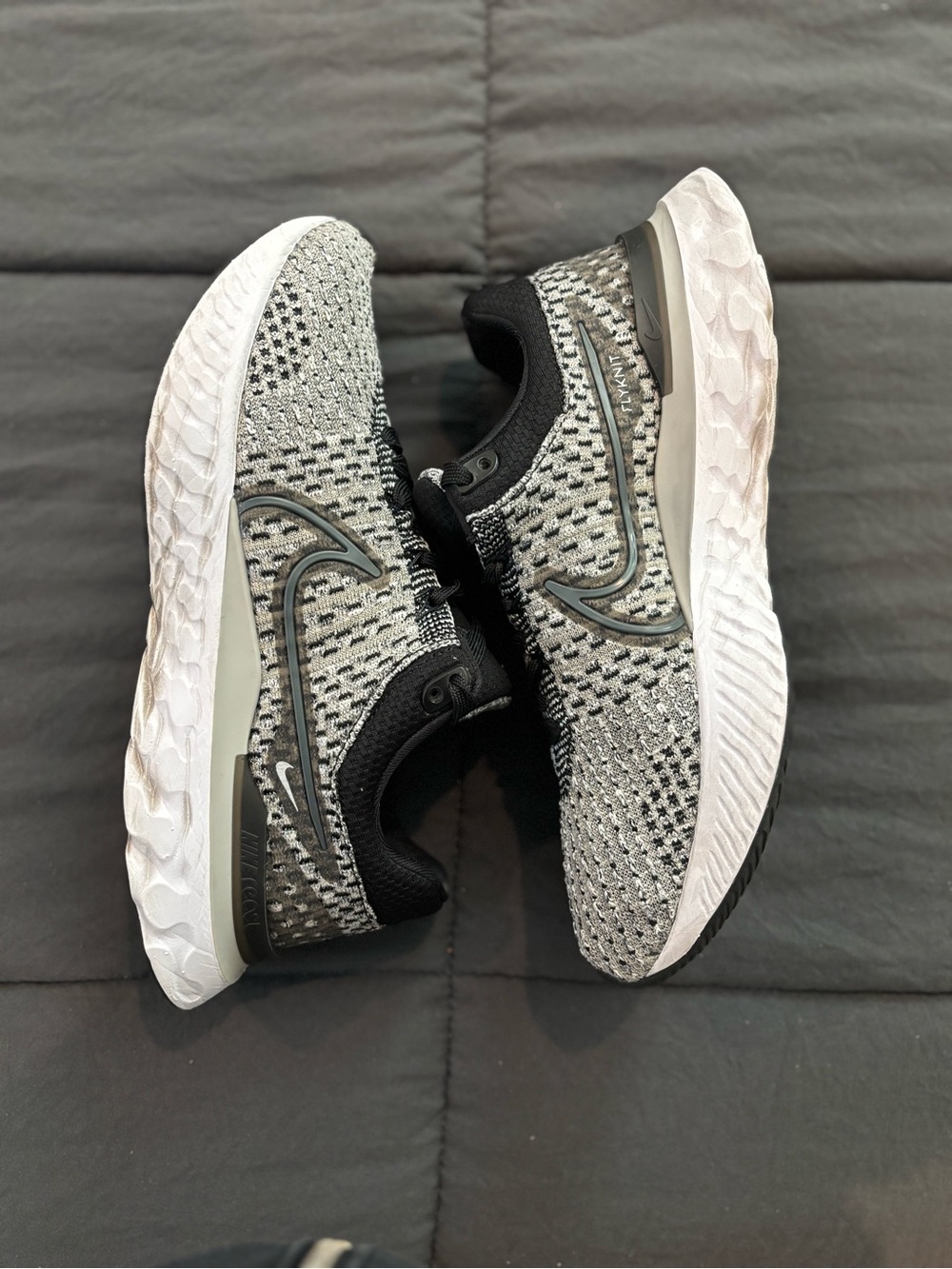 Nike React Infinity Run Flyknit - Picture 2 of 6